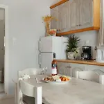 Niki's *