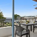 Niki's
